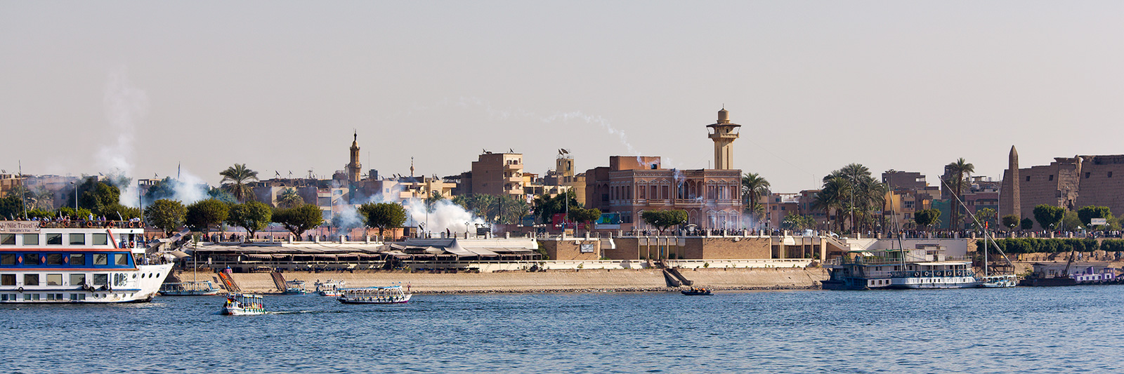 Riots and tear gas, Luxor, January 2011