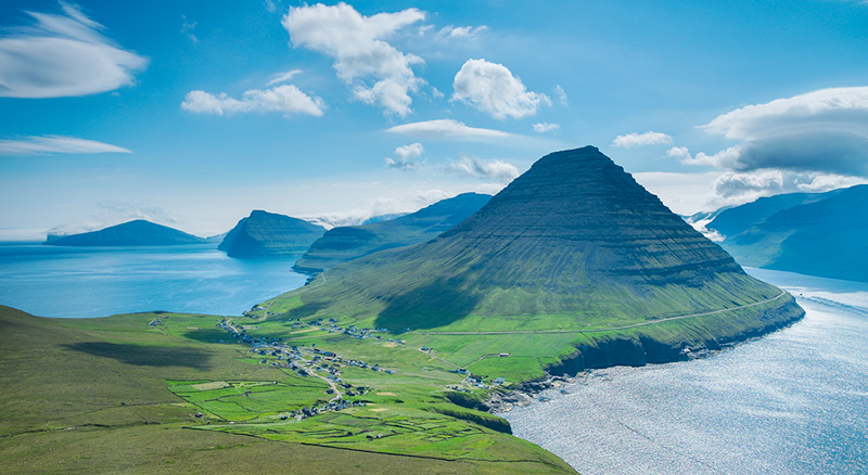 The northernmost settlement of Vidareidi with Malinsfjall behind - Fuji XE1, 18-55mm, 2 stop grad